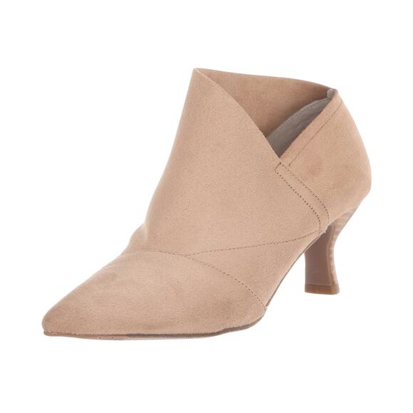 NIB! Adrianna Papell Hayes Ankle Boot in Oat Micro Suede - Size 7.5 - Picture 1 of 14